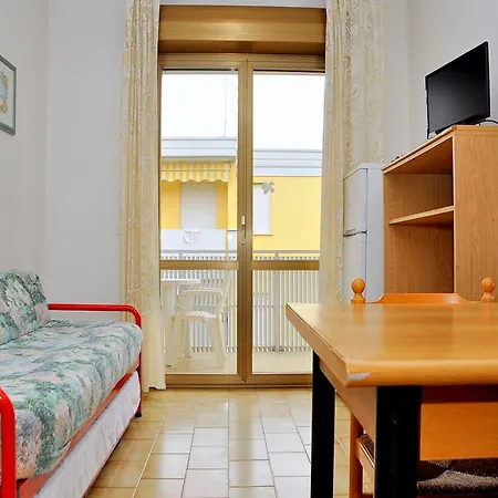 400 M From The Sea Lovely Flat With Ac - Beahost 아파트 비비오네