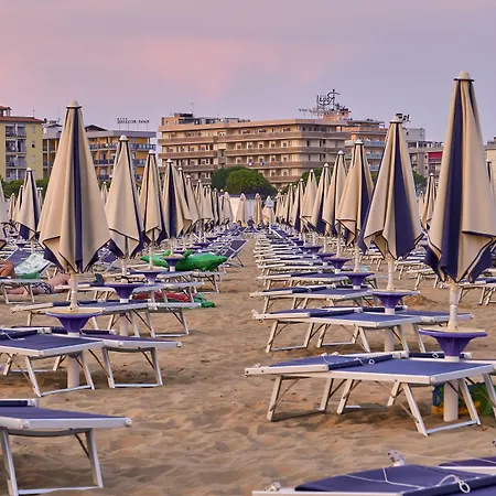 400 M From The Sea Lovely Flat With Ac - Beahost *